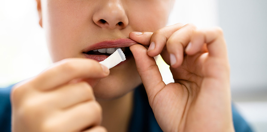 Snus und Mundgesundheit: Zahnfleisch besonders betroffen