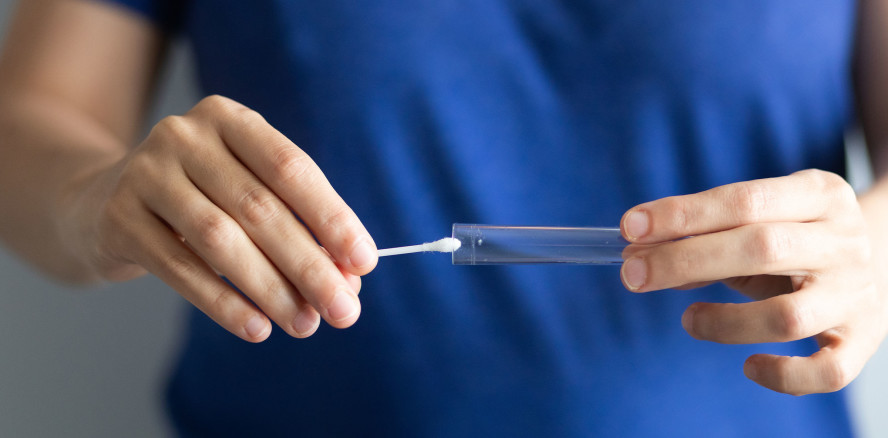 Forscher entdecken Biomarker im Speichel zur besseren Früherkennung von Mundhöhlenkrebs