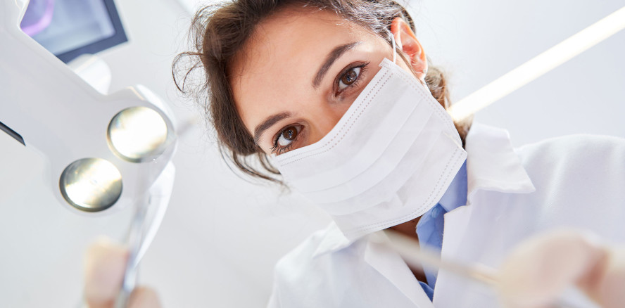 Besser vorbereitet, schneller assistiert: Studie untersucht E-Learning-System für ZFAs