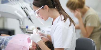 Uni Leipzig vermittelt Medizinstudierende in ländliche Regionen Sachsens