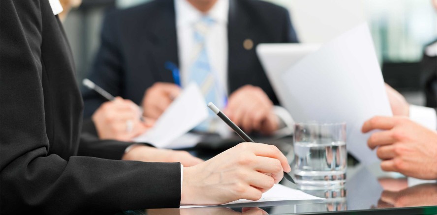 Tarifverhandlungen für ZFA: Neue Online-Umfrage gestartet