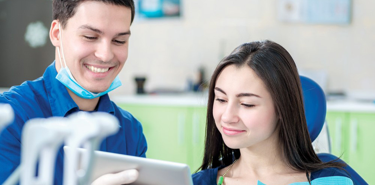 Kieferorthopädische Behandlung: 3-fach-Prophylaxe wichtiger denn je