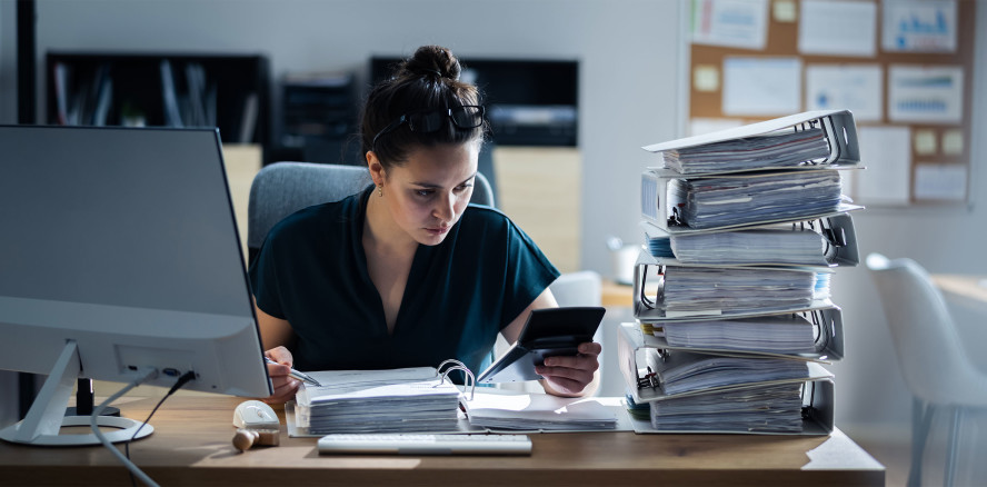 5,7 Milliarden Euro für Überstunden und Mehrarbeit seit 2021 unbezahlt