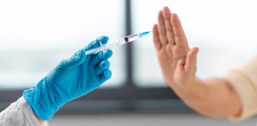 Gericht: Unbezahlte Freistellung Ungeimpfter war rechtswidrig