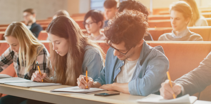 Uni Zürich: Studieren bald ohne Matura möglich?