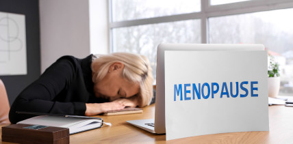 Jede dritte Frau fühlt sich im Job durch die Wechseljahre beeinträchtigt