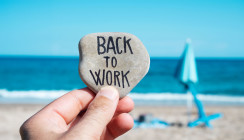Was hilft mir, nach dem Urlaub wieder im Job anzukommen?