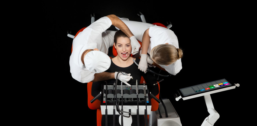 Haltungsfehler vermeiden: Arbeitsmedizin in Zahnarztpraxen