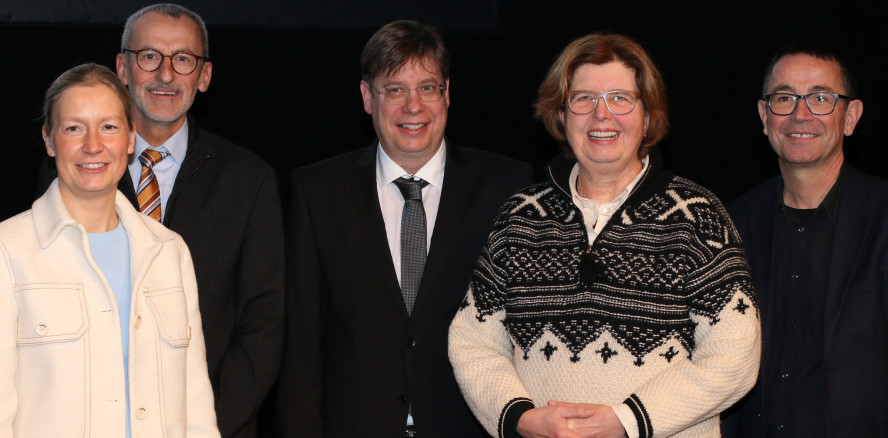 Zahnärztliche Chirurgie im Praxisalltag – die ZFZ Winter-Akademie 2023