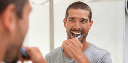 Zähneputzen senkt Herzinfarkt-Risiko merklich