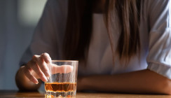 Behandlung unter Alkoholeinfluss? Zahnärztin festgenommen