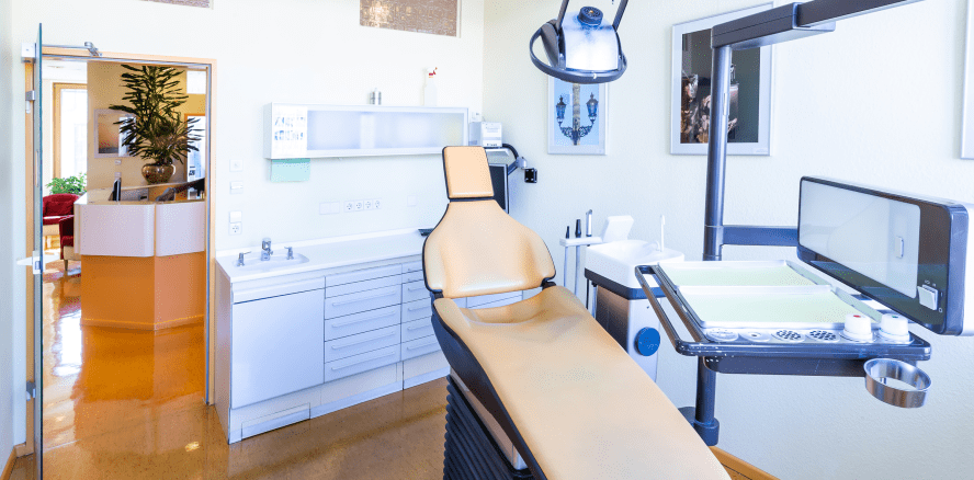 Linke sieht Zahnärztemangel weiter nicht gelöst