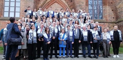 Erste Zahnmedizinstudierende in Brandenburg starten ins Studium