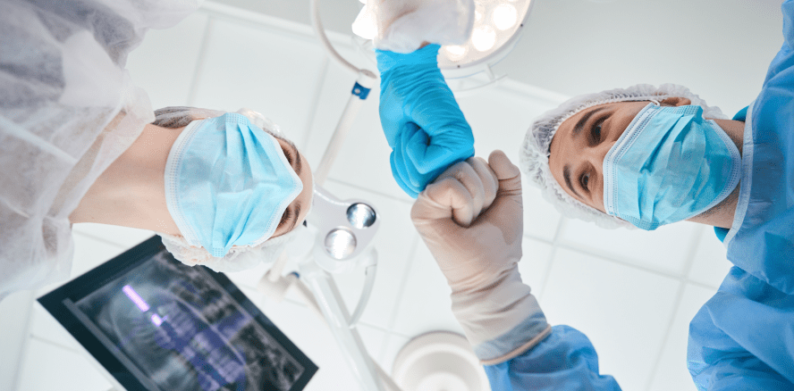 Effizient, wirtschaftlich, vorbildlich: Zahnmedizin zeigt Weg zu stabilem Gesundheitswesen auf