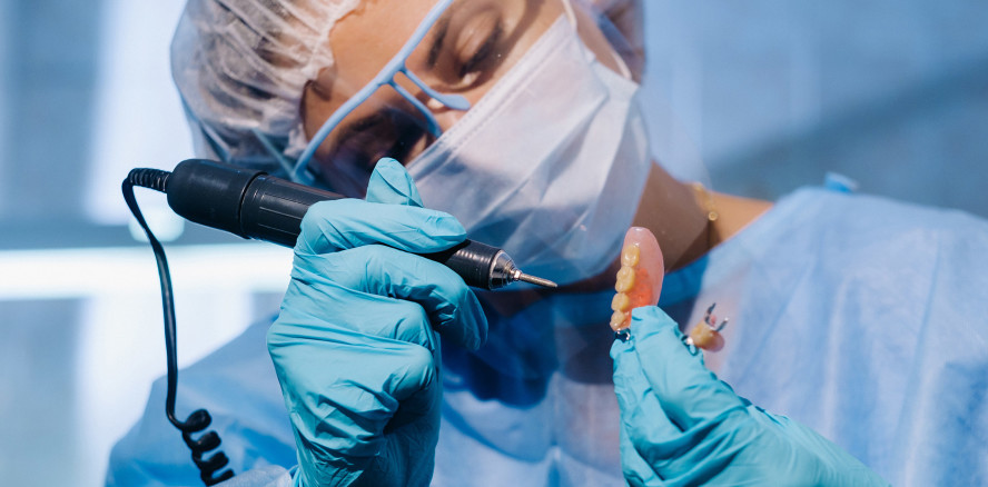 Zahntechnik: Mit Optimismus ins neue Ausbildungsjahr 2022