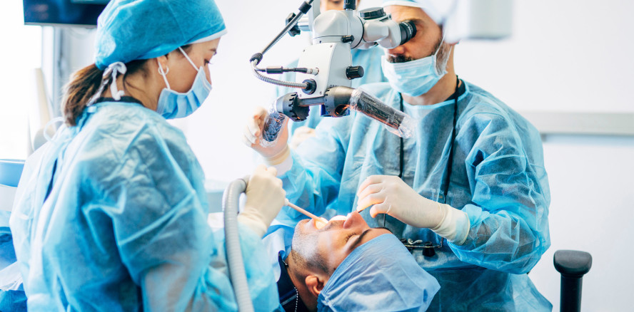 Neues Kompetenzzentrum für Parodontologie am Enkplatz