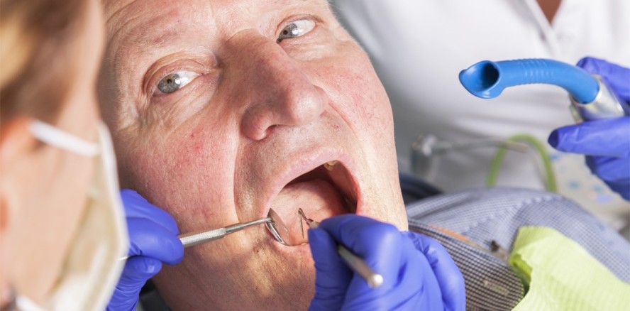 Alterszahnmedizin – die große Herausforderung