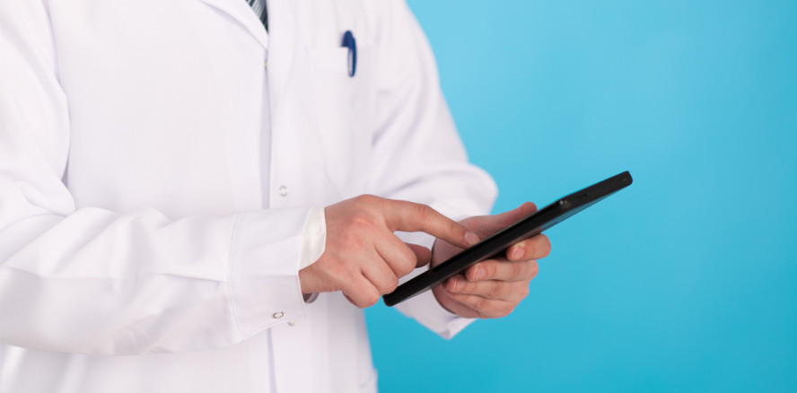 Studie zeigt: Ärzte kommentieren Online-Bewertungen nur selten