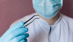 Zahnarztfehler mit fatalen Folgen: Mehr als 16.000 Euro für Patientin