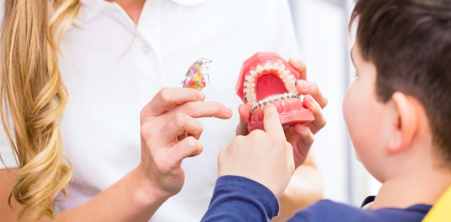 Versorgung „auf e-card“: Zahnspange als Kassenleistung