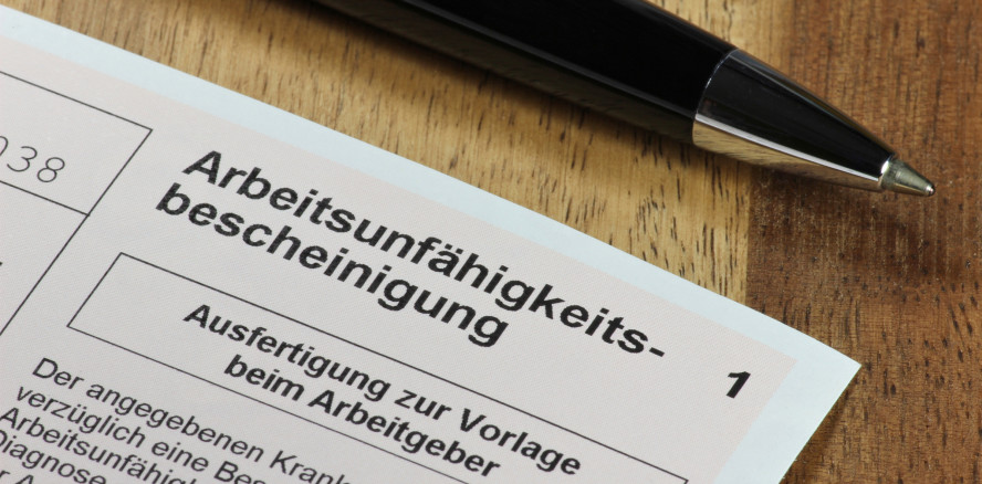 Nachweis- und Anzeigenpflicht bei Krankmeldung beachten