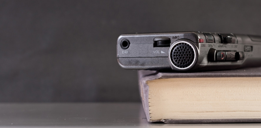 Heimlich Personalgespräch mitgeschnitten: Fristlose Kündigung