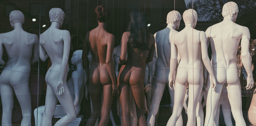 Notstand bei Schutzkleidung: Zahnärzte ziehen blank