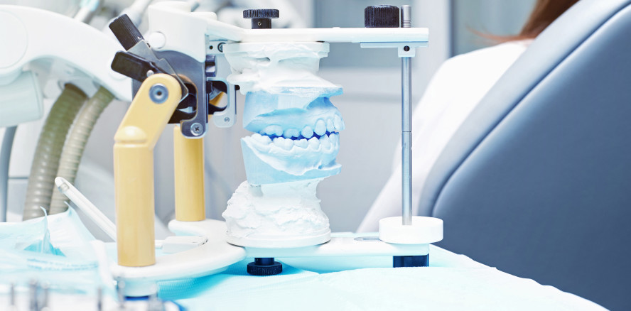 Praxislabore in zahnärztlichen Versorgungszentren unzulässig