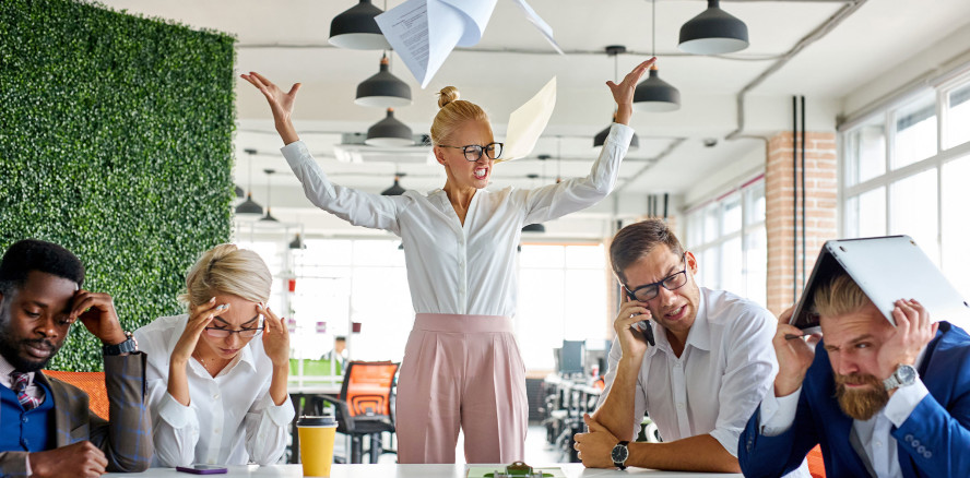 Vergiftung des Betriebsklimas – „Brillante Idioten“ im Betrieb?