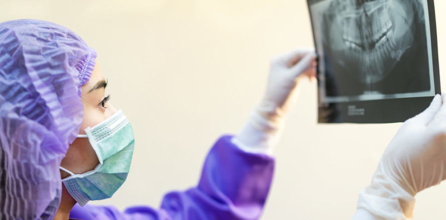 Risikobasierte Einteilung von Eingriffen und Operationen