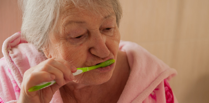 DGAZ: Pflege braucht dringend Zahnmedizin