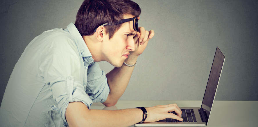 Gratis: Dubiose zahnmedizinische Angebote auf Facebook & Co.