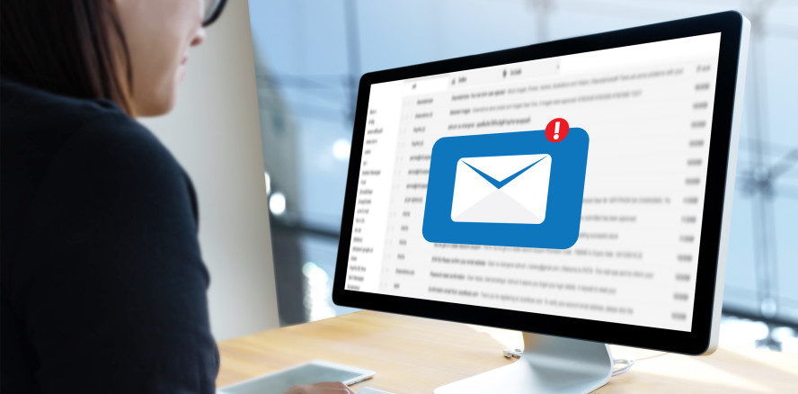 E-Mails durchsucht: Kündigung trotz Beleidigung unzulässig