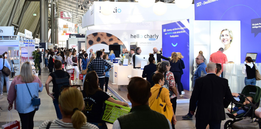 Fortbildung und Trends: infotage FACHDENTAL München 2024