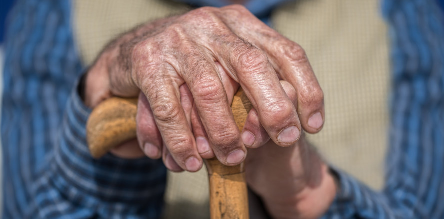 Gebrechlichkeit geht mit dentalen Problemen einher