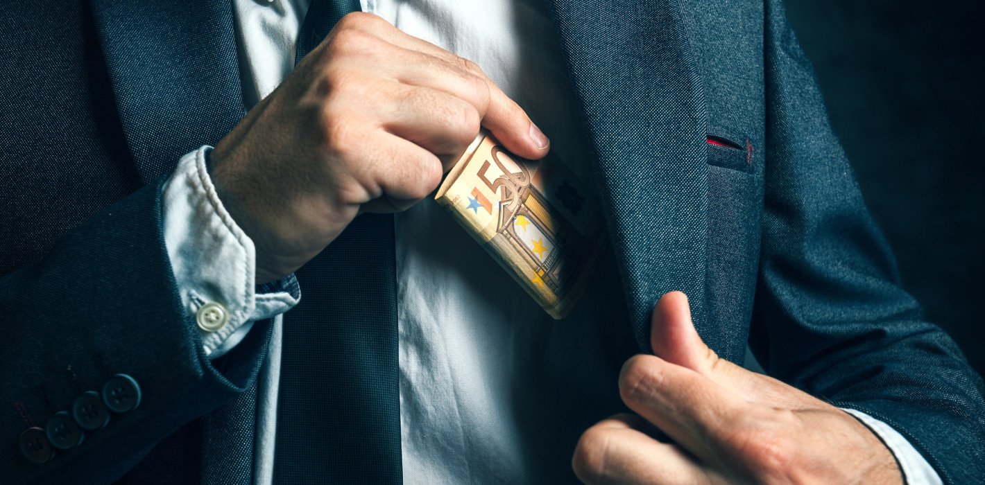 Abgespeist: Viele Führungskräfte fühlen sich unterbezahlt