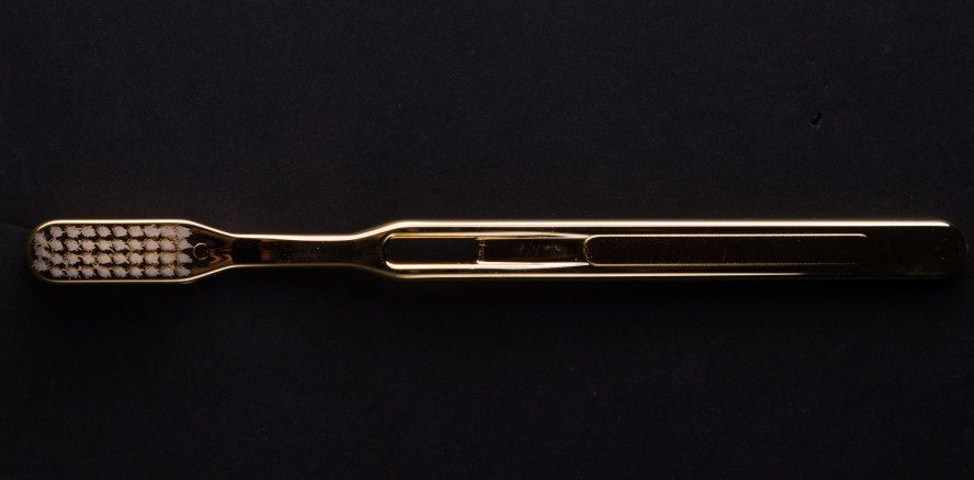 Goldiges Zähneputzen bei Fußballer Marko Arnautović