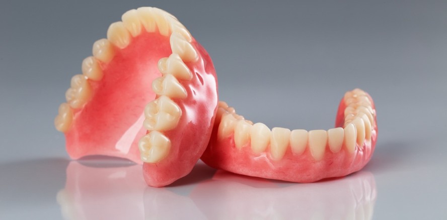 Neurologische Schäden durch Haftcreme?