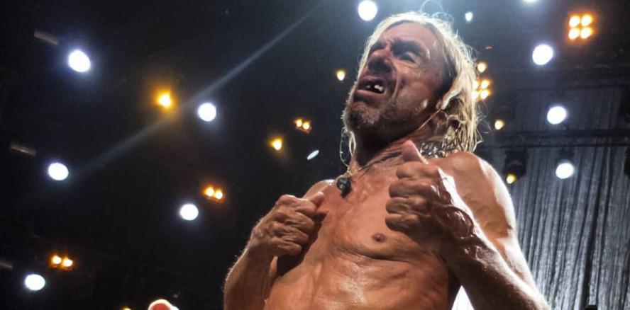 Hart im Nehmen: Iggy Pop rockt Festival trotz Zahnverlust