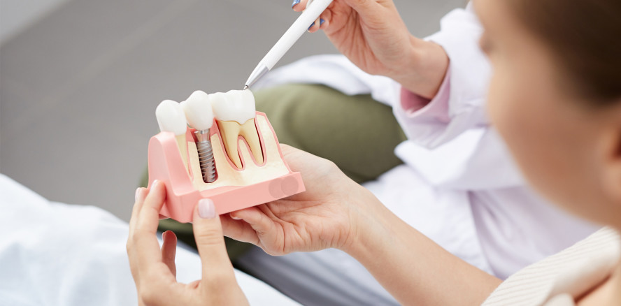 „Die Parodontologie ist die Königsdisziplin der Implantologie“