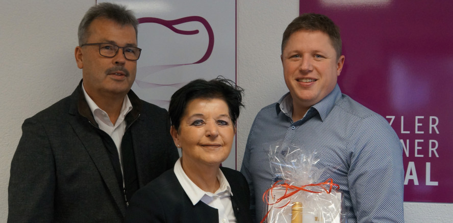 Kentzler-Kaschner Dental ehrt langjährigen Mitarbeiter
