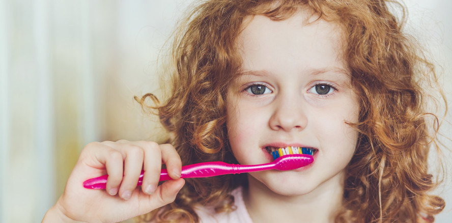 Neue Studie: Jedes fünfte Kind putzt zu selten seine Zähne