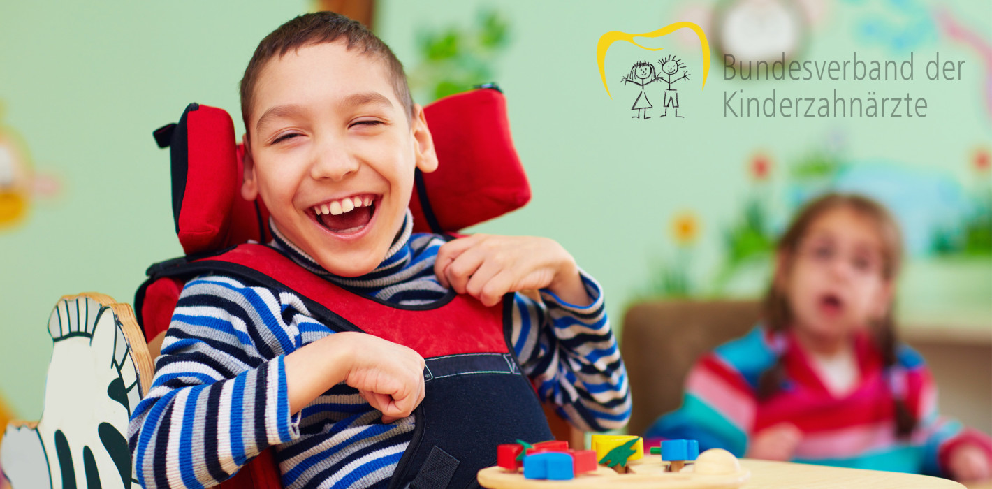 Spielerische Zahnpflege bei Kindern mit Handicap und Pflegebedarf
