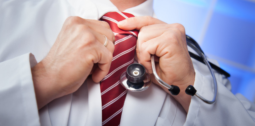 Du bist, was du trägst: Mediziner nur mit Kittel?