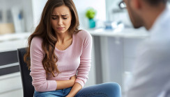 Wann rechtfertigen Regelschmerzen eine Krankmeldung?