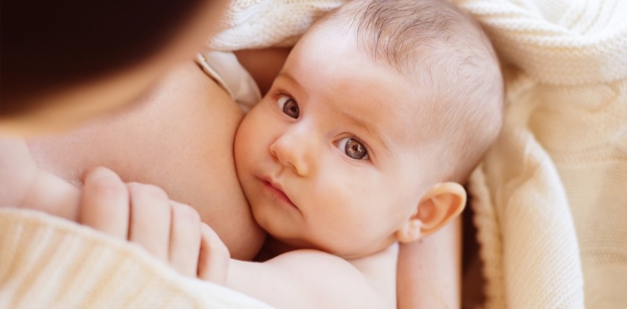 Lang, länger, am längsten: Führt Langzeitstillen zu Karies?