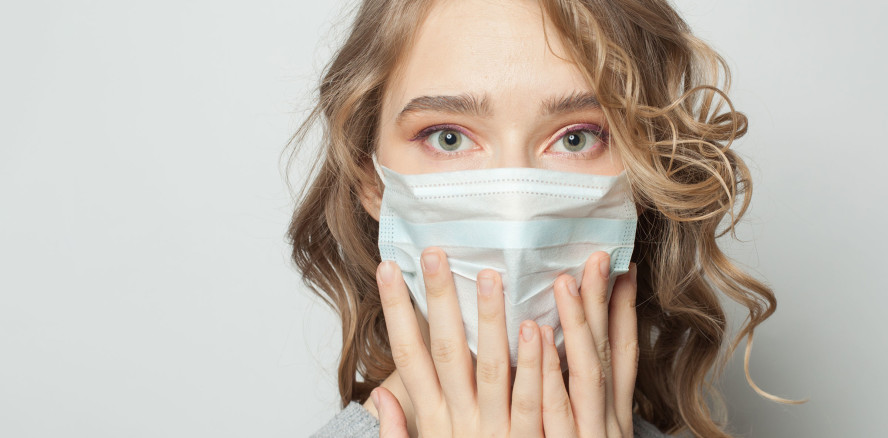 „Mask mouth“: Karies und Parodontitis durch Mundschutz?