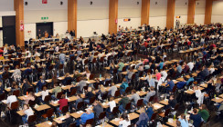 12.552 stellen sich Aufnahmetests für Zahn- und Humanmedizin