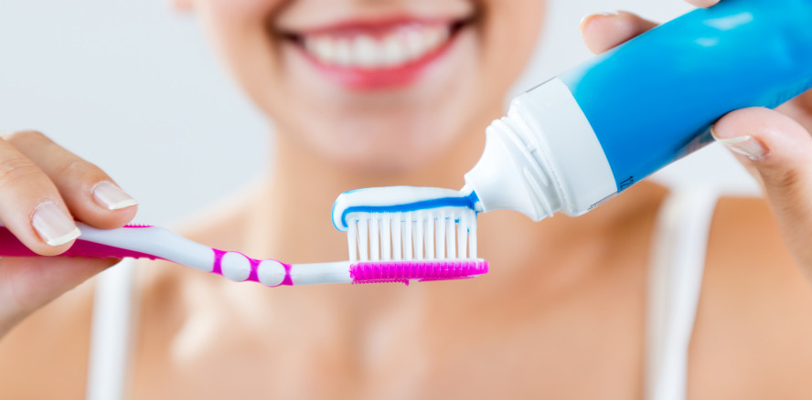 Gute Mundhygiene verbessert das Management bei Lupus