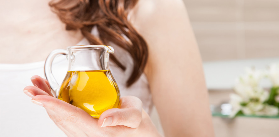 „Victoria‘s Secret“-Model Miranda Kerr setzt auf Ölziehen